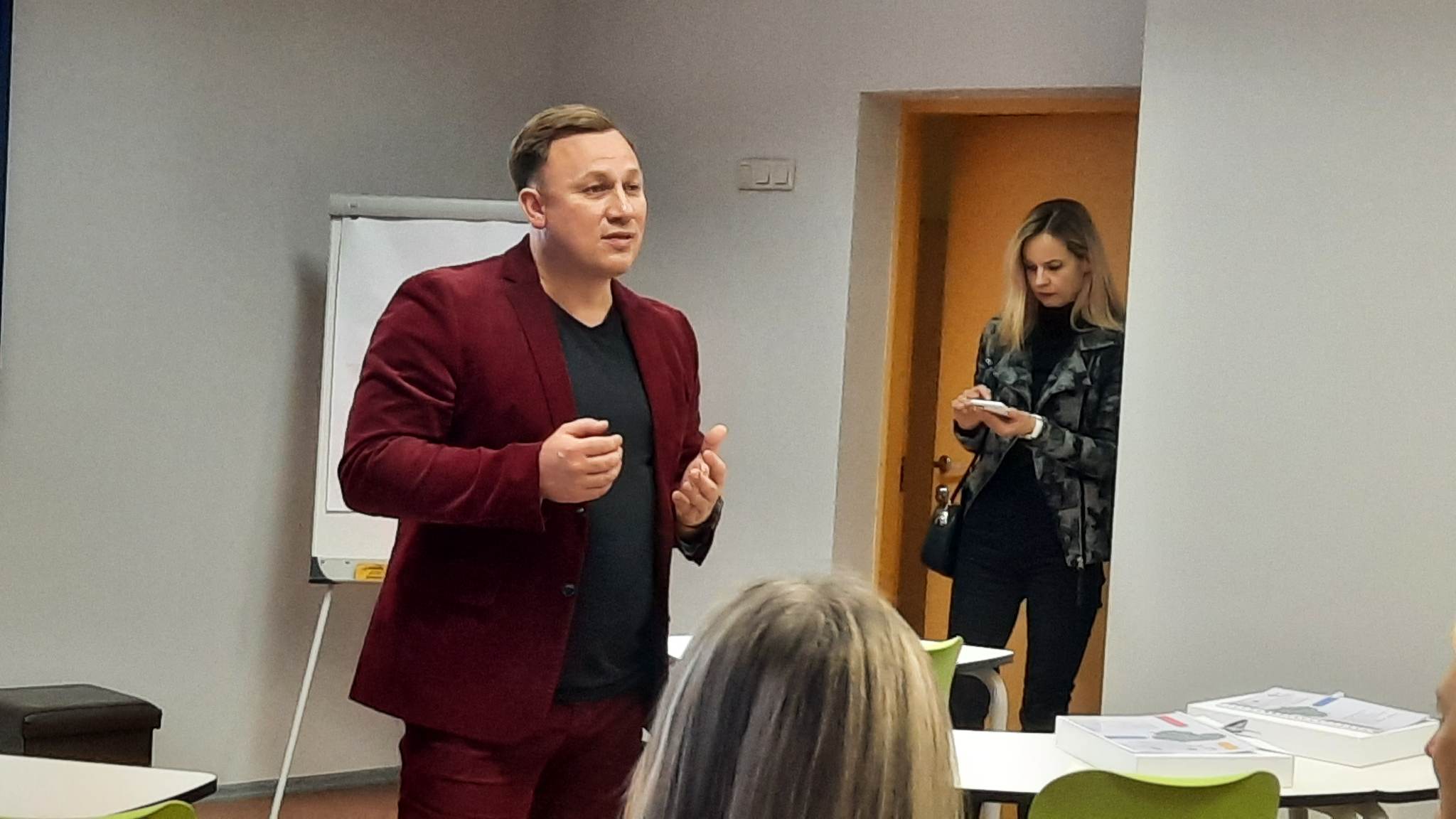 STEM mokyklos ekspertės ženklą pelniusi Alytaus Jotvingių gimnazija dalijasi patirtimi: „Neužtenka tik perteikti žinias mokiniams“