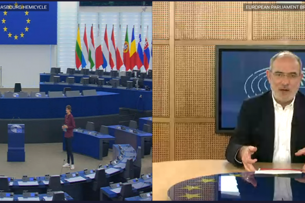 euro214CBDBD38-5B2E-7B94-6FA2-9CB997FA76DD.png