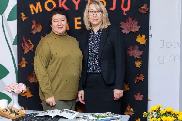 mokytoju-diena-296F70AAE2-3241-73D1-39C8-1D65560D4B2F.jpg
