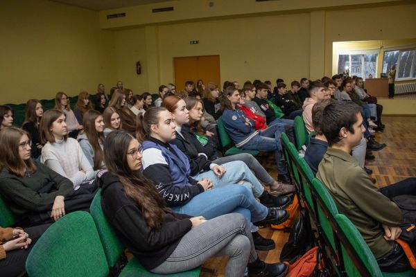 dezinformacija-2C76DD7C2-8745-7DEE-58EE-FF2D3D110AD9.jpg